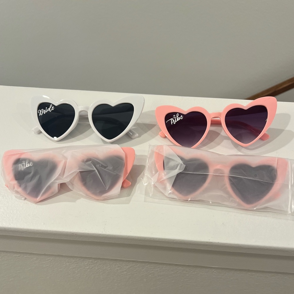 Bride and Tribe Heart-Shaped Sunglasses 4 pair Set in White and Pink